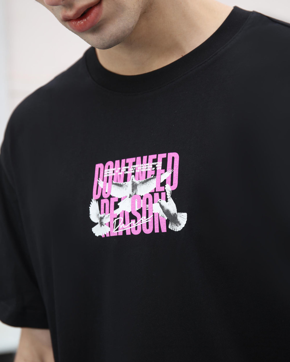 Camiseta con estampado gráfico de streetwear-Entrega local en México 