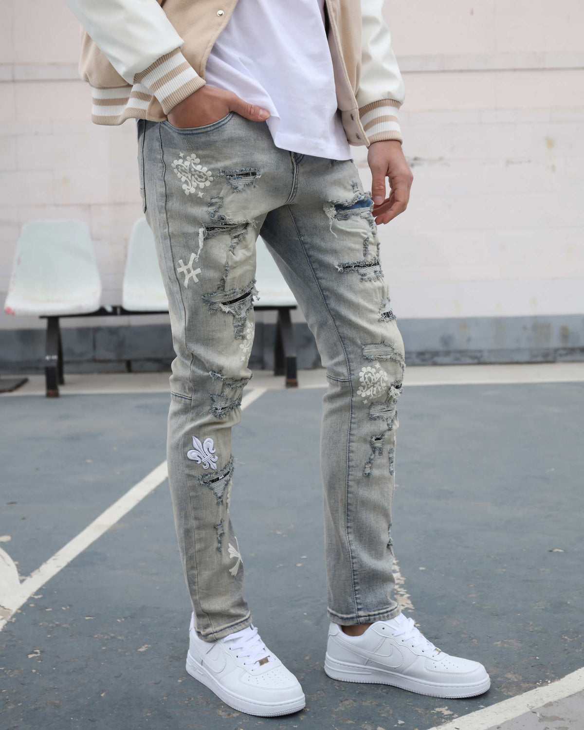 Distressed Ripped Vintage Trendsetter Jeans