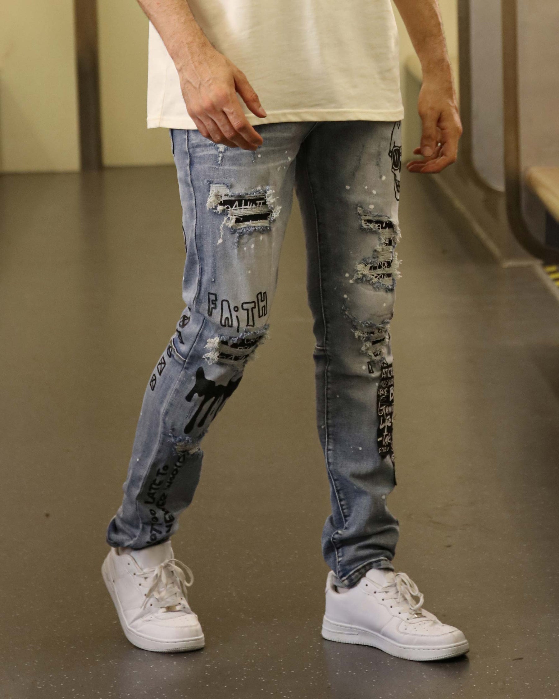 Logeqi Skull Blue Graffiti  Ripped Jeans with Streetwear Edge