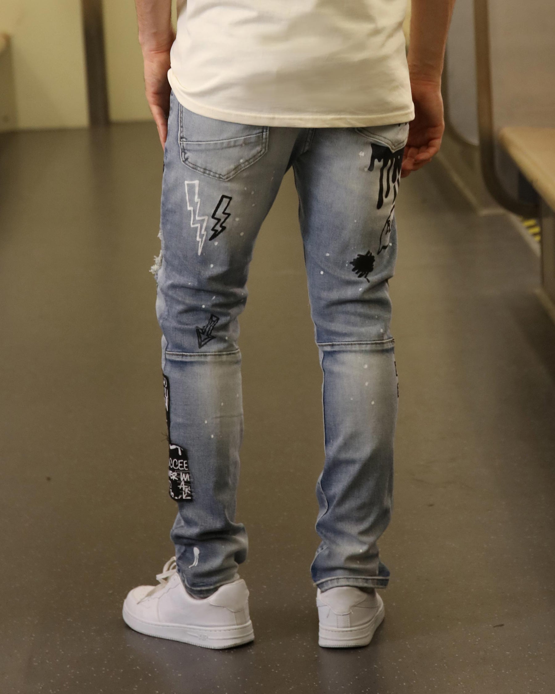 Logeqi Skull Blue Graffiti  Ripped Jeans with Streetwear Edge