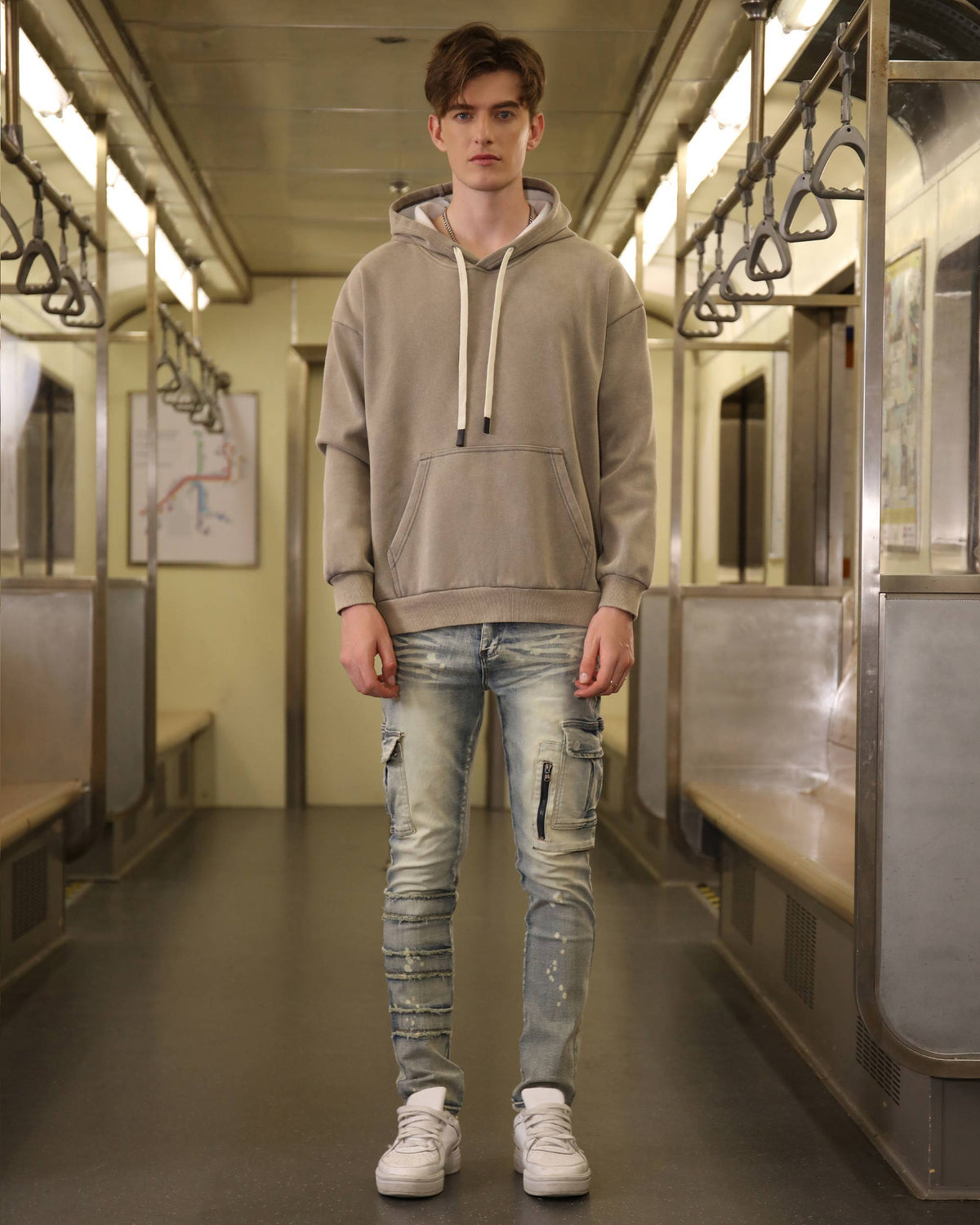 Logeqi Spray Painted Blue Cargo Jeans with Streetwear Edge