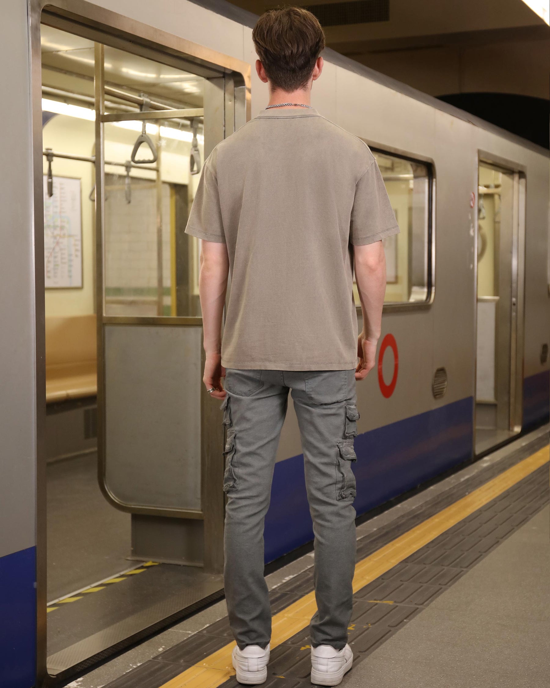 Slim-fit Cargo Jeans with Functional Side Pockets