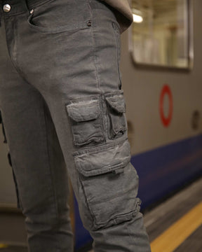 Slim-fit Cargo Jeans with Functional Side Pockets