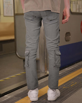 Slim-fit Cargo Jeans with Functional Multiple Pockets