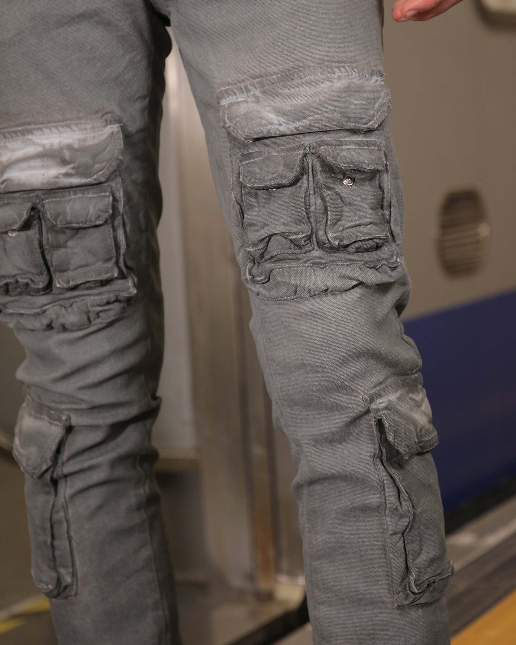 Slim-fit Cargo Jeans with Functional Multiple Pockets