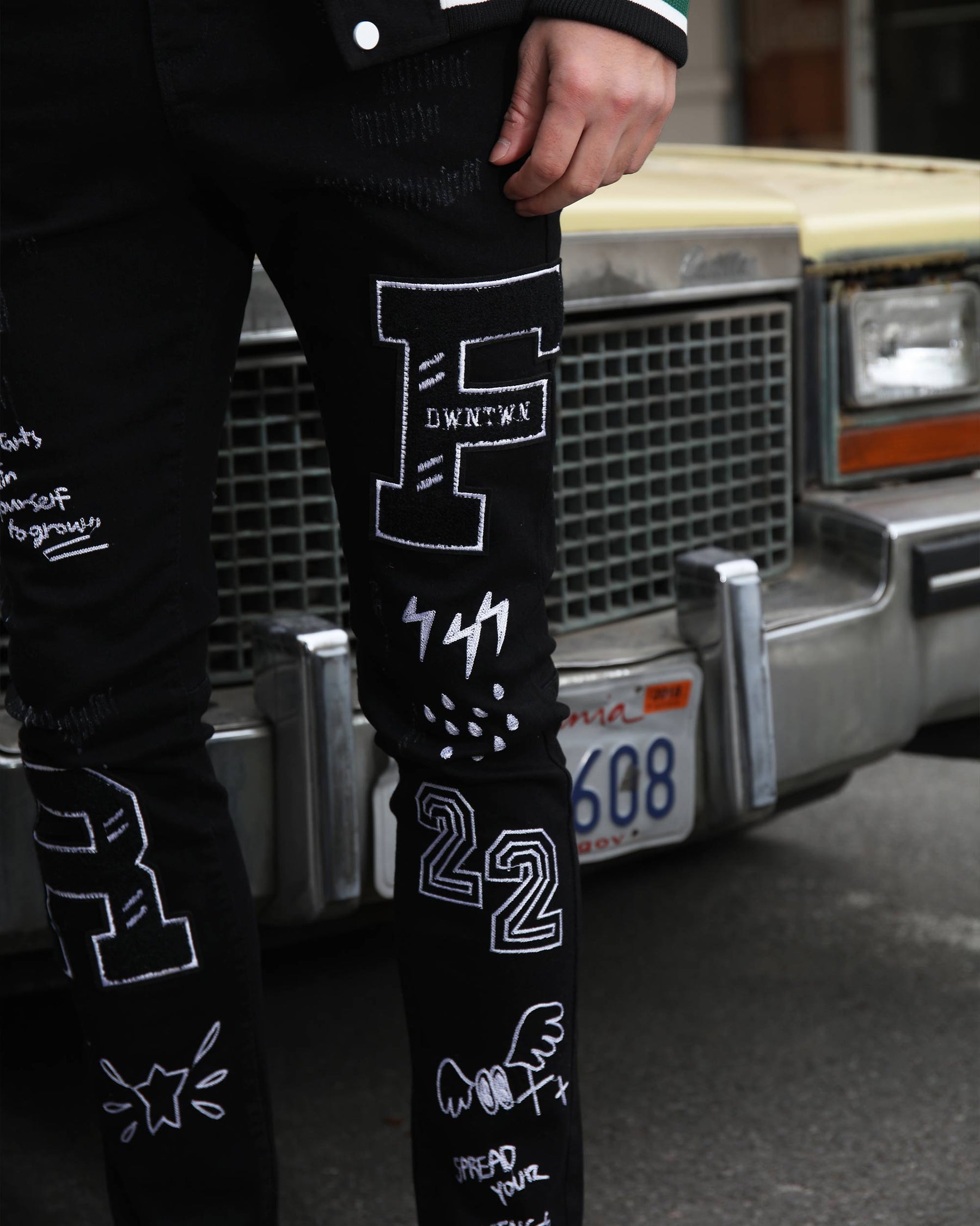 Black Urban Graffiti Embroidery Slim-fit Jeans