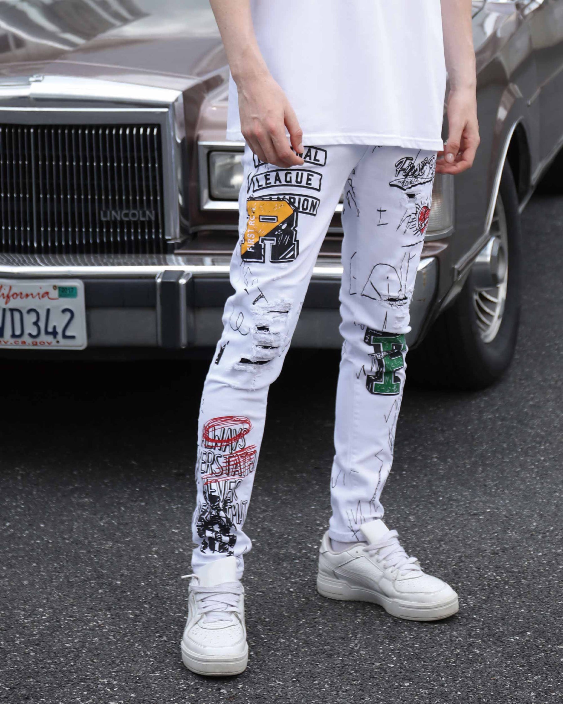 White Ripped Jeans with Colorful Graffiti and Embroidery-Mexico Local Delivery