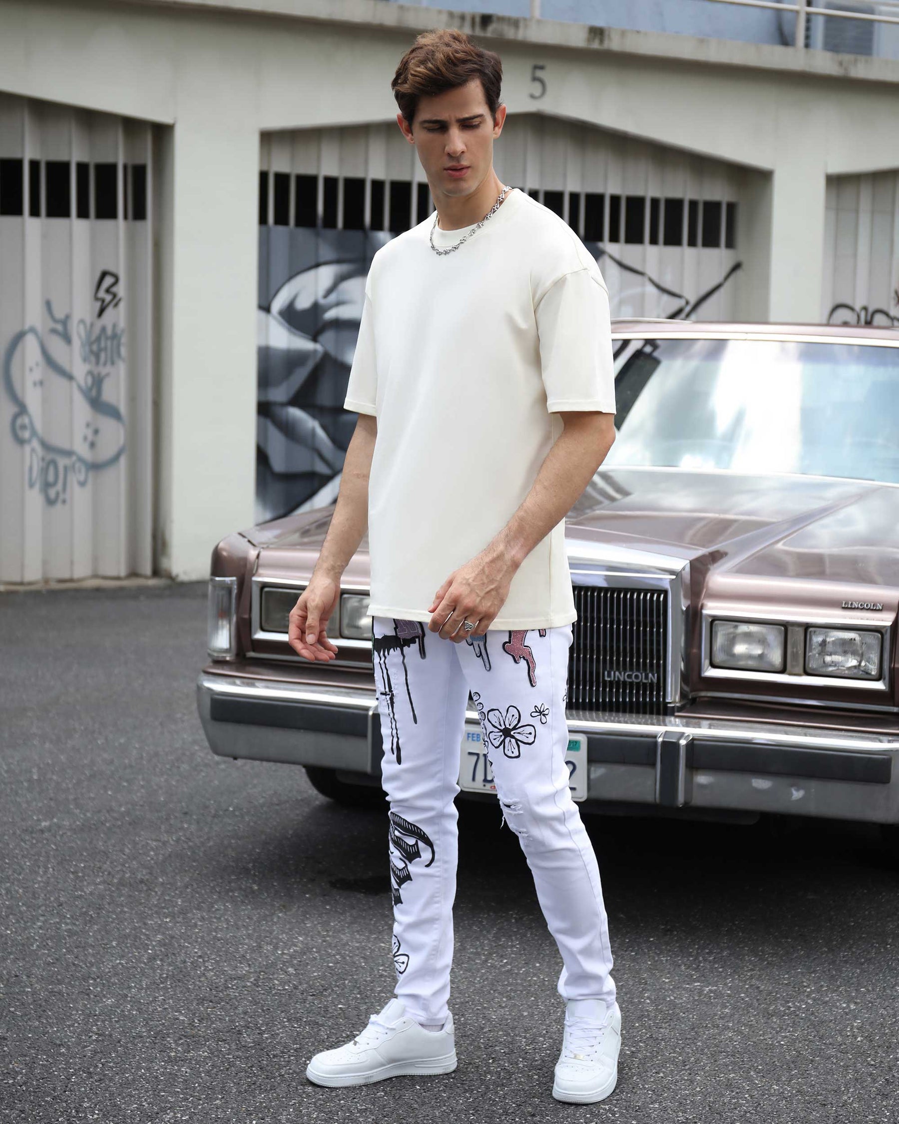 Streetwear White Ripped Jeans with Colorful Graffiti-Mexico Local Delivery