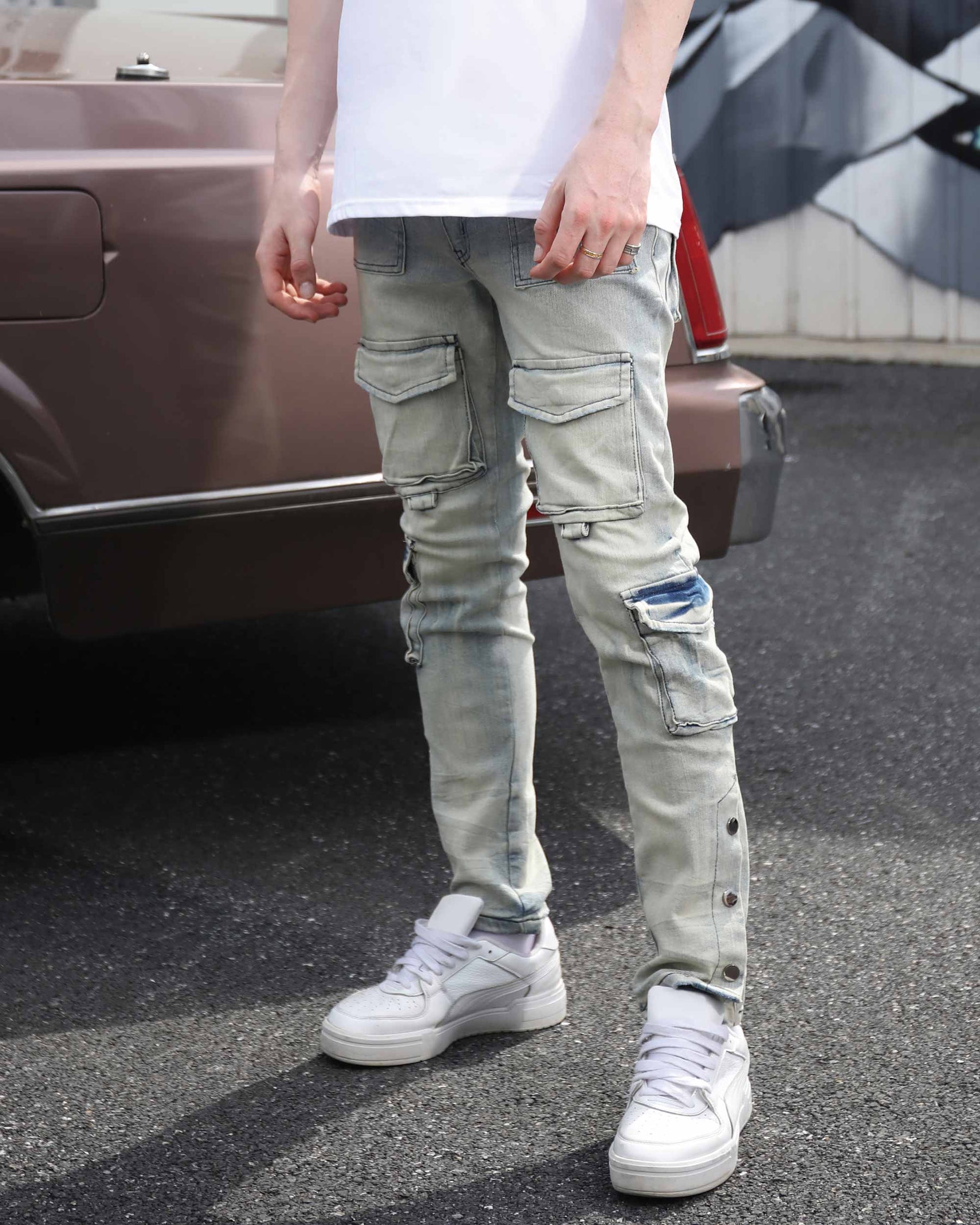 LOGEQI Distressed Straight-Leg Cargo Blue Jeans