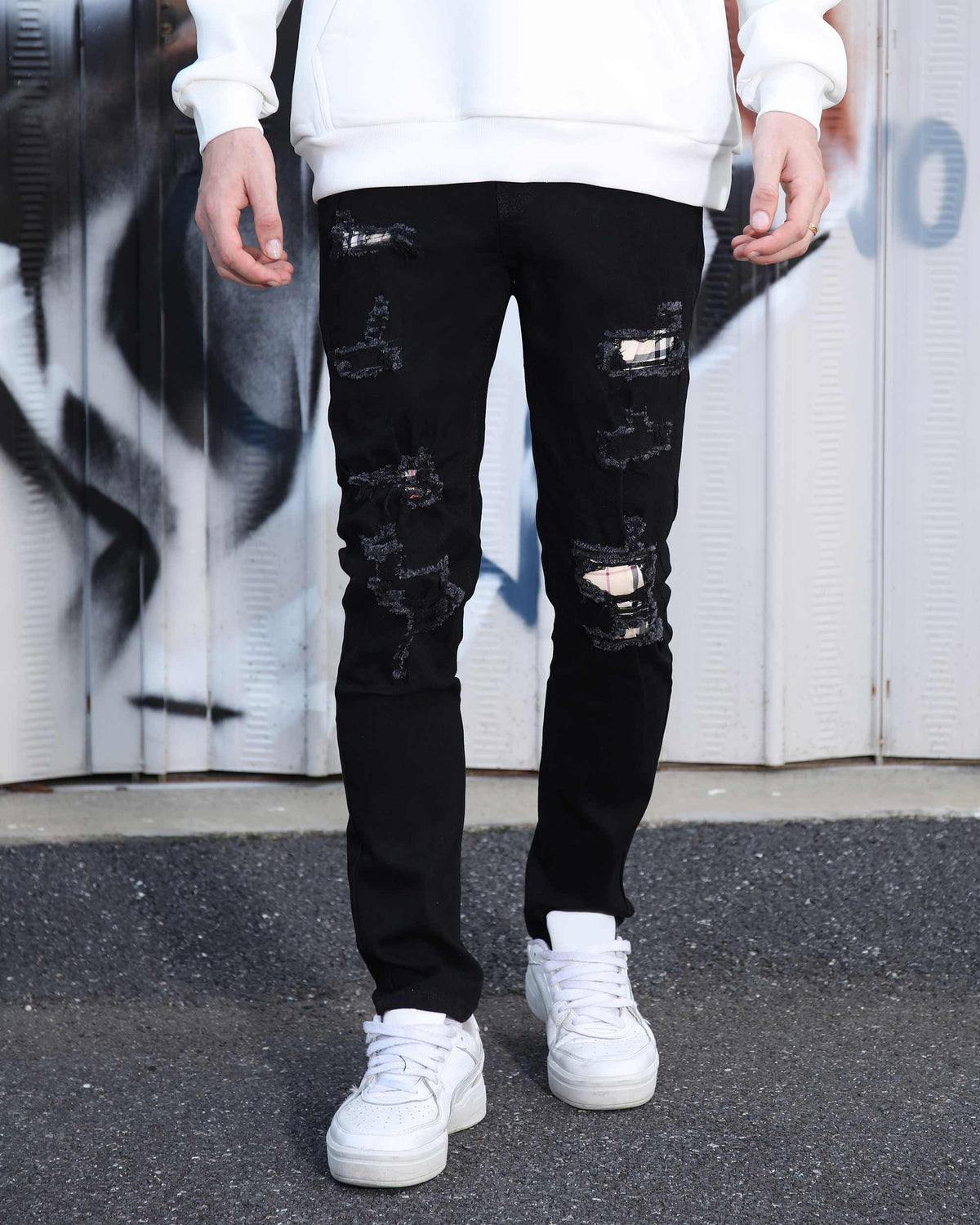 Logeqi Simple & Stylish Black Ripped Jeans with Classic Plaid Patch